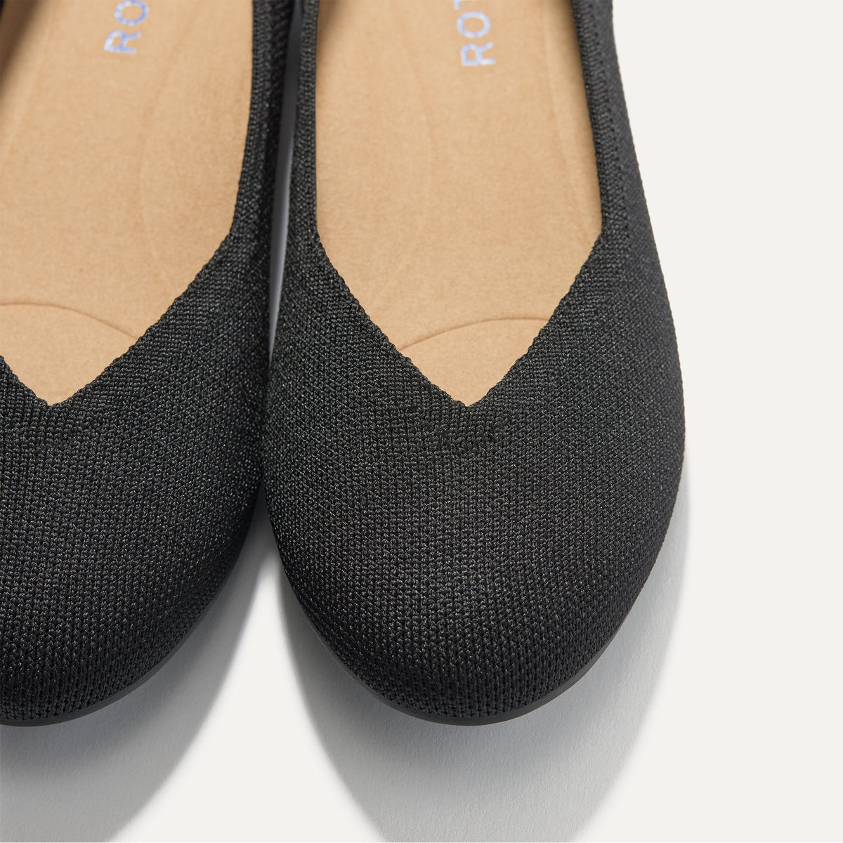 The Daily Flat in Black | Rothys Women|Men
