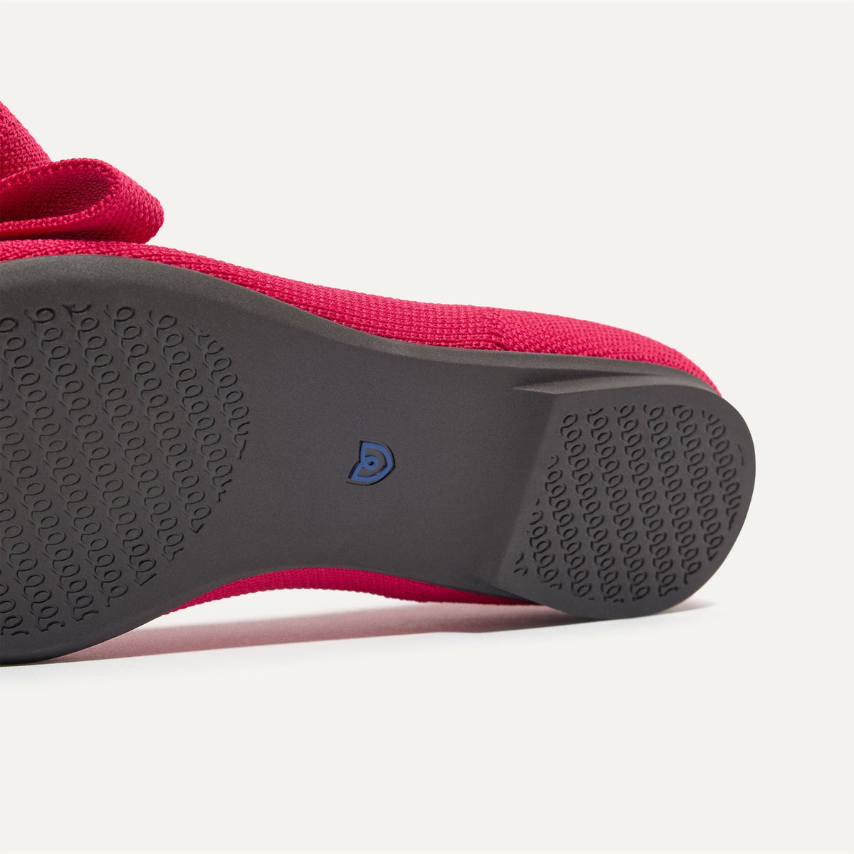 The Bow Point II in Rouge | Rothys Women