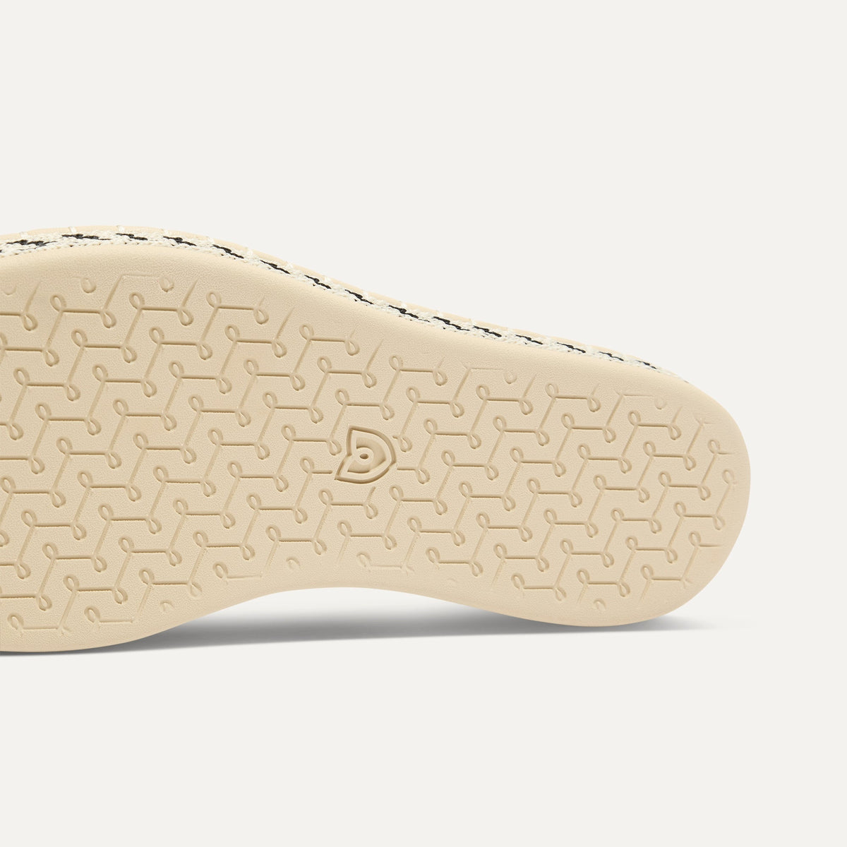The D'Orsay Espadrille in Black | Rothys Women
