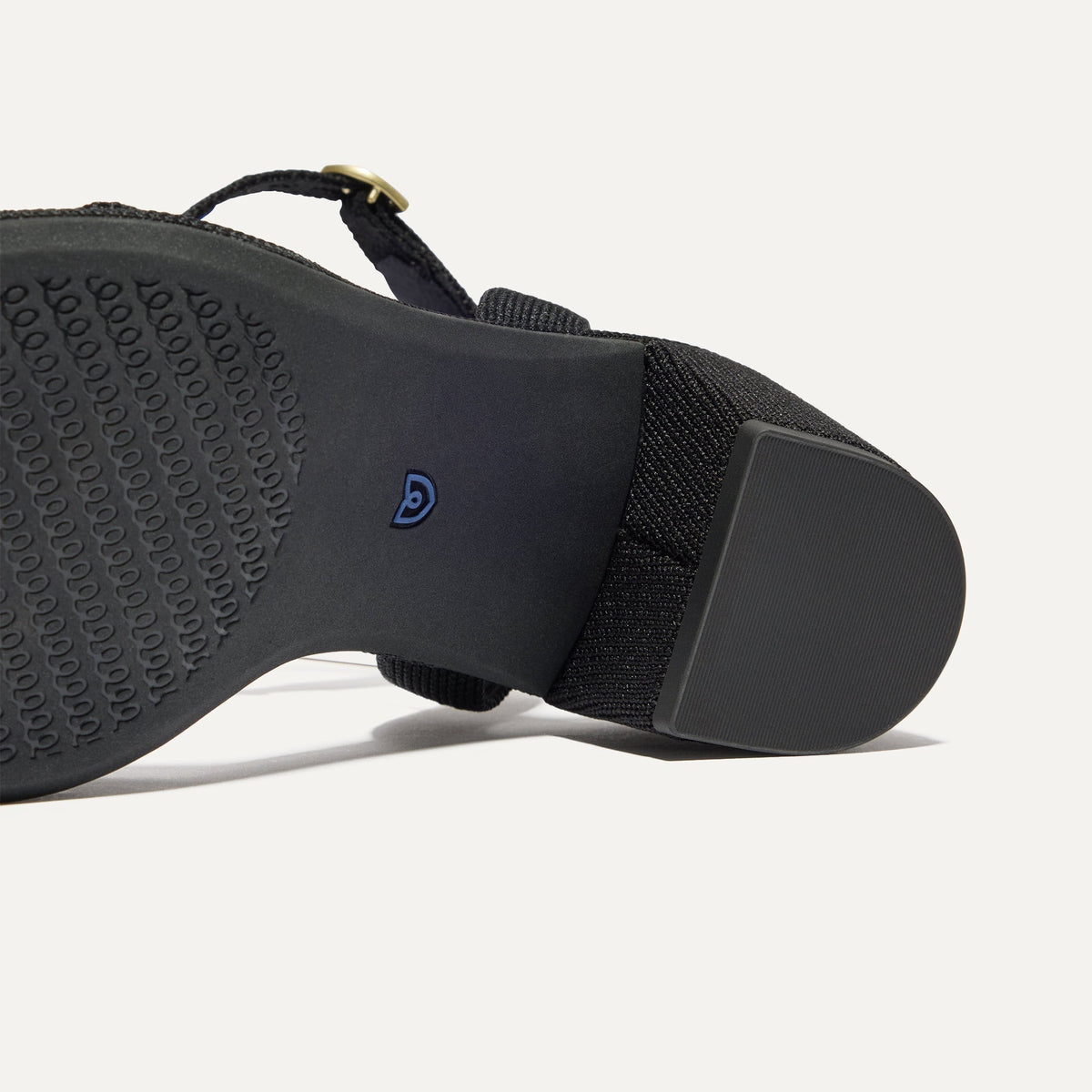 The Knot Sandal in Black | Rothys Women