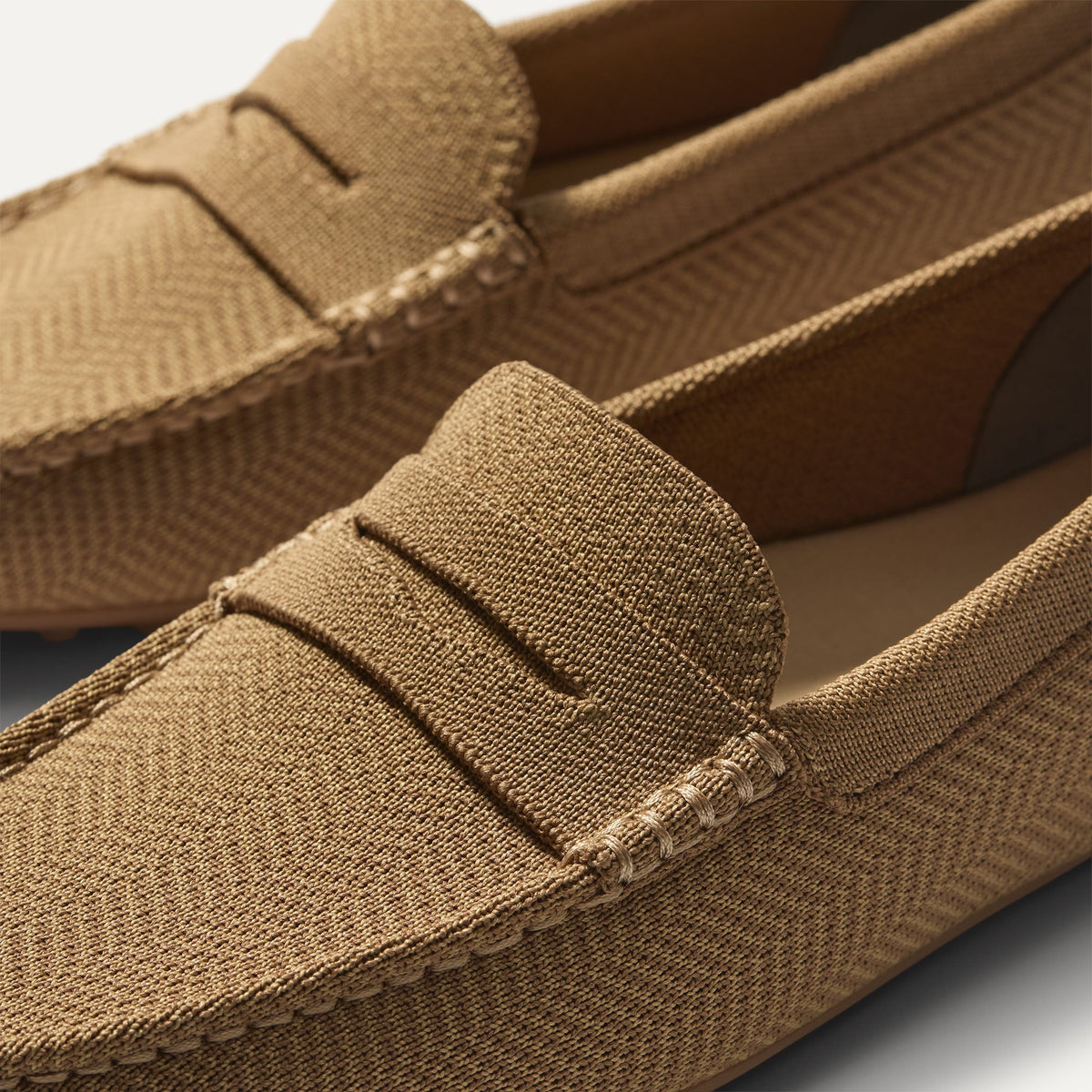 The Men's Daily Driver in Oak Herringbone | Rothys Women|Men