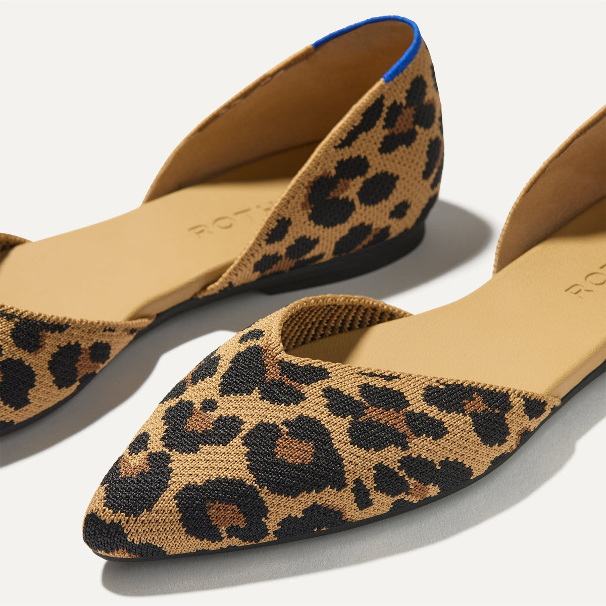 The D'Orsay Point in Classic Cat | Rothys Women