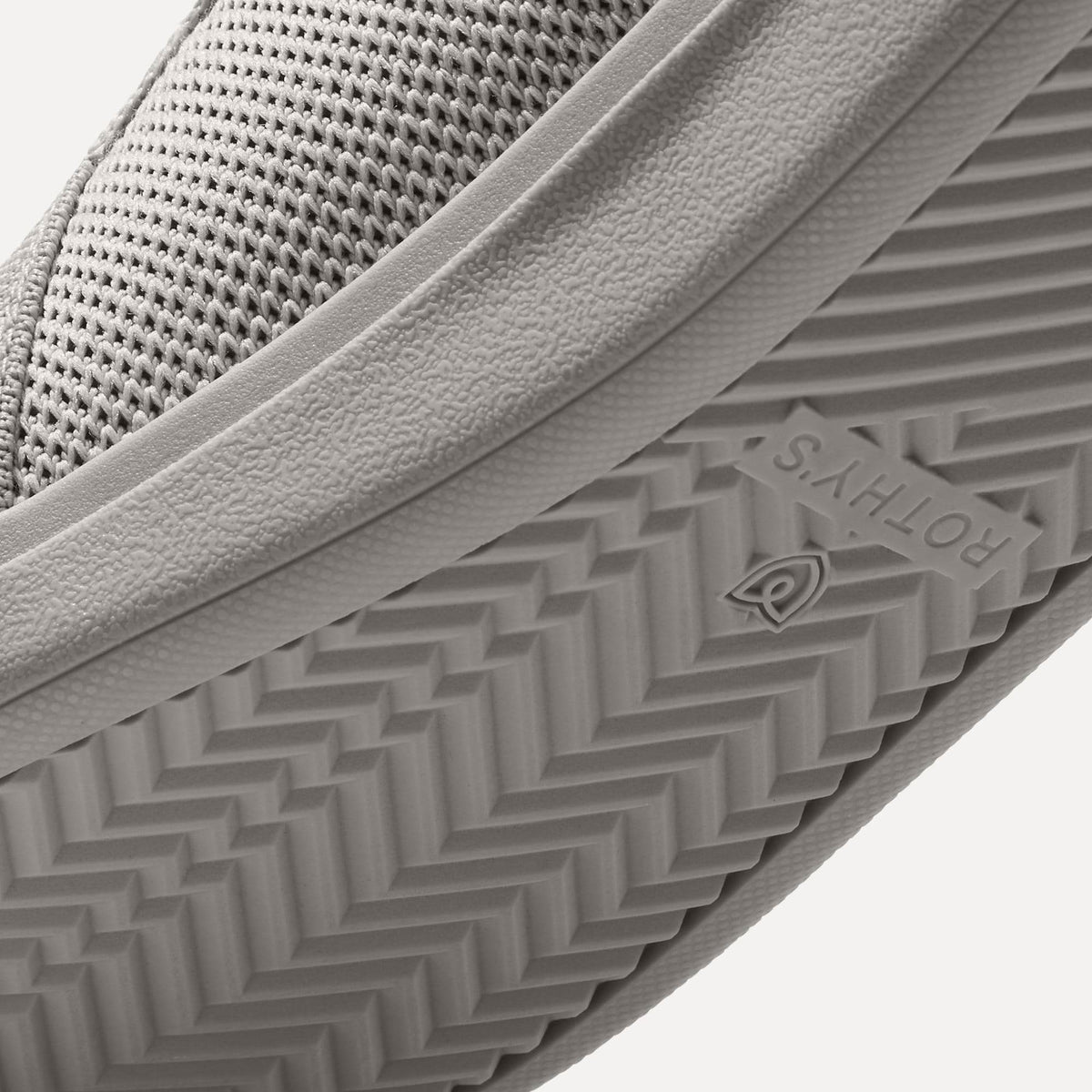 The RS01 Sneaker in Light Grey | Rothys Men