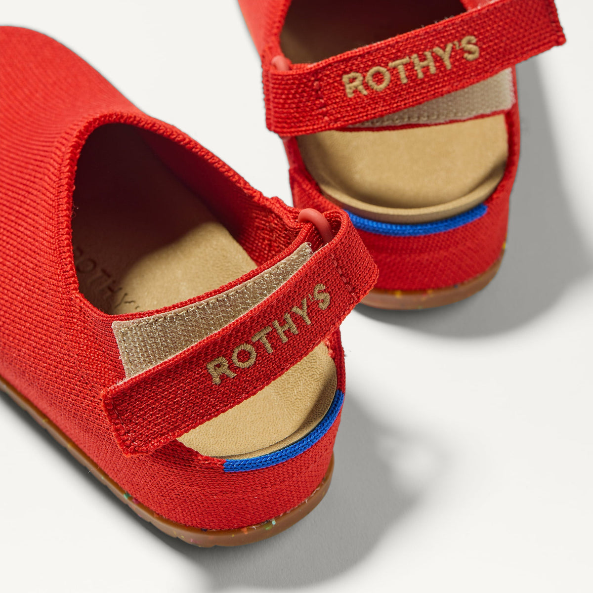 The Kids Clog in Firetruck Red | Rothys Kids|New