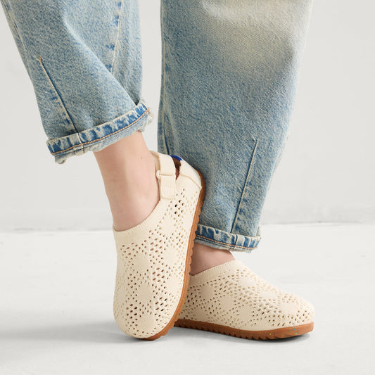 The Kids Clog in White Crochet | Rothys Kids|New