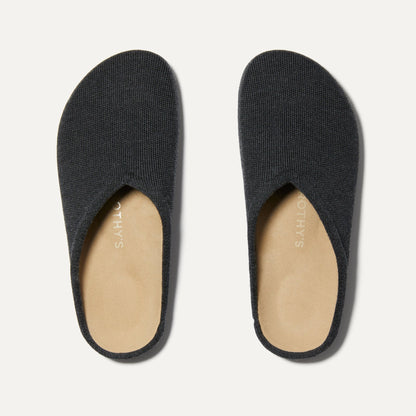 The Casual Clog in Soft Black for Women | Rothys Women