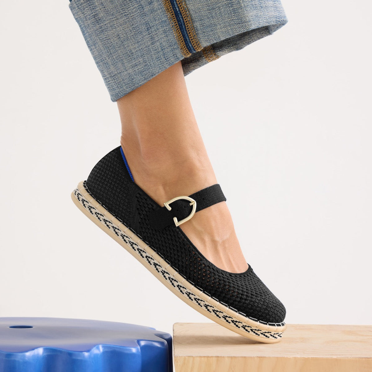 The Espadrille Mary Jane in Black | Rothys Women