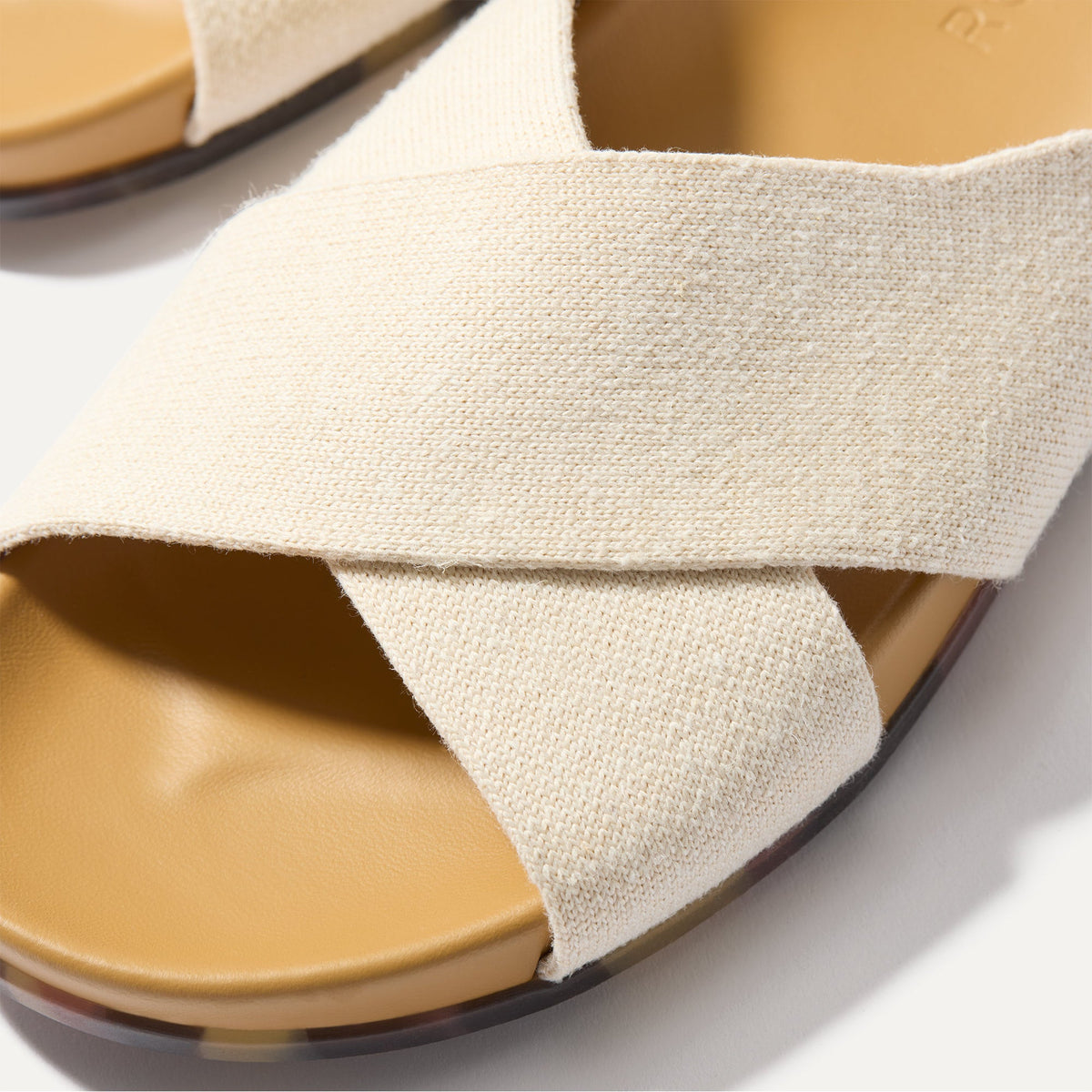 The Weekend Slide in Oat | Rothys Women