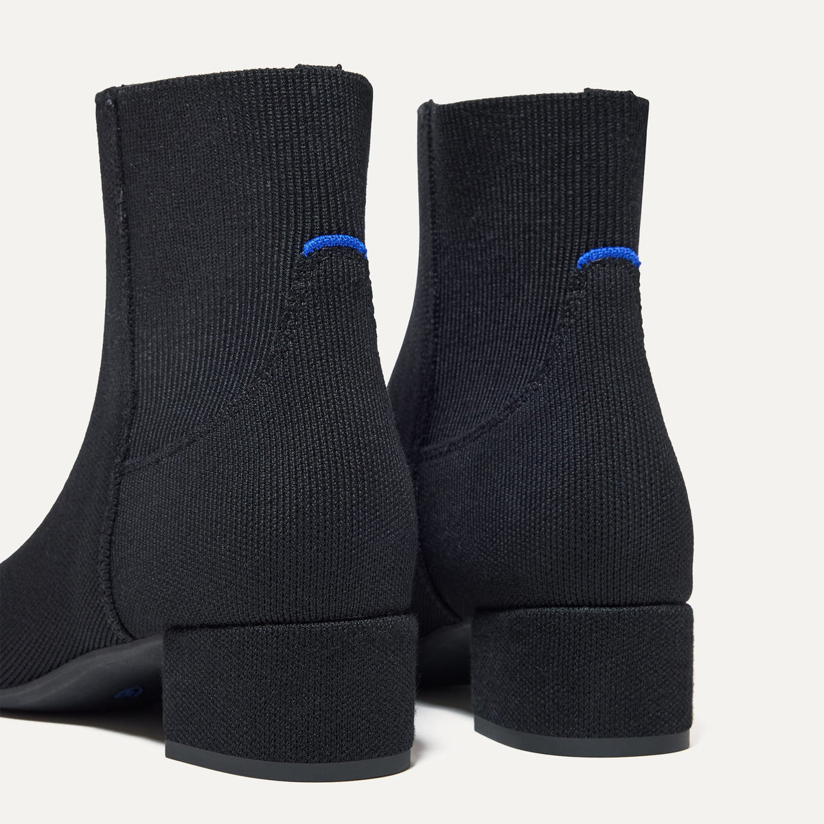 The Classic Boot in Black | Rothys Women