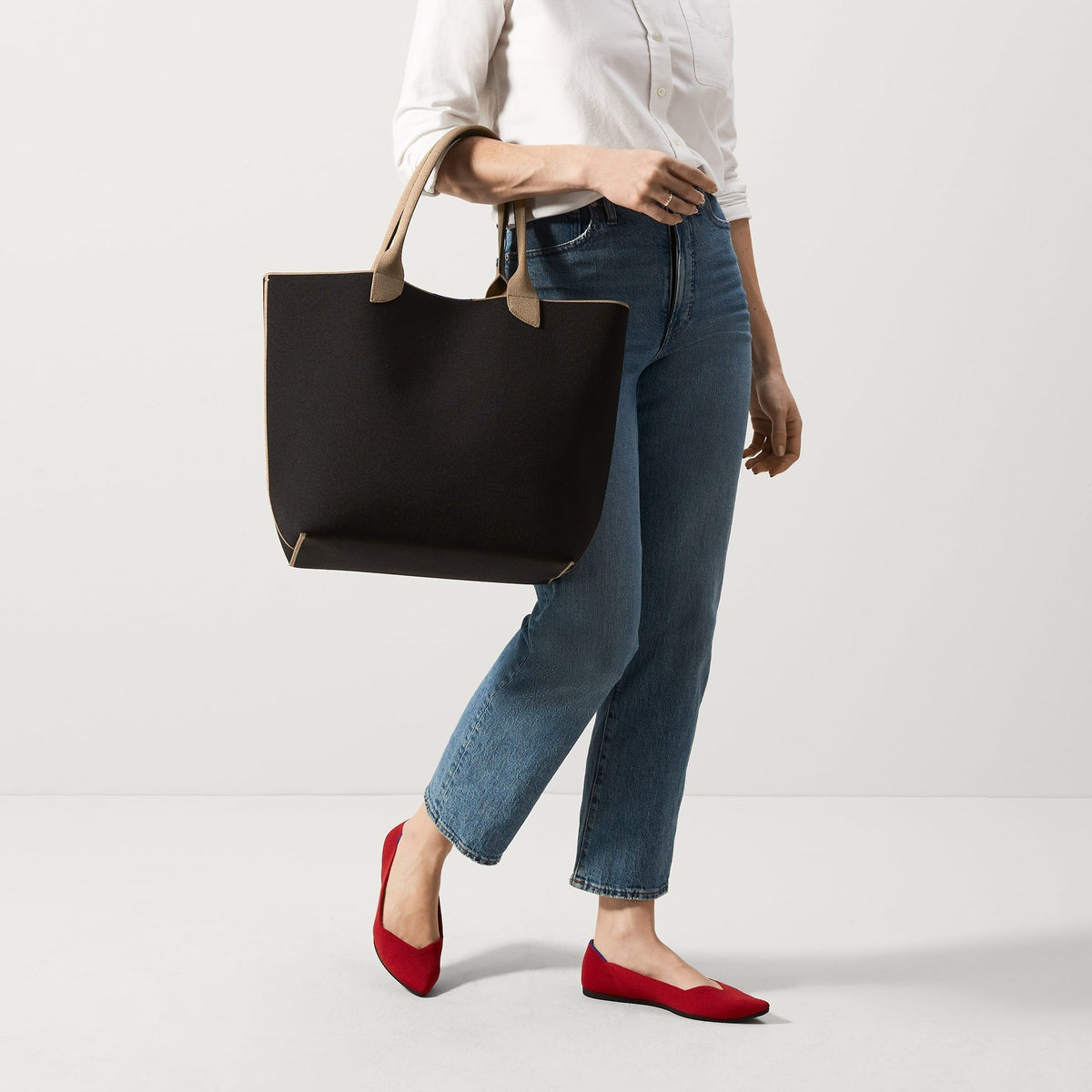 The Lightweight Tote in Black Portobello | Rothys Bags