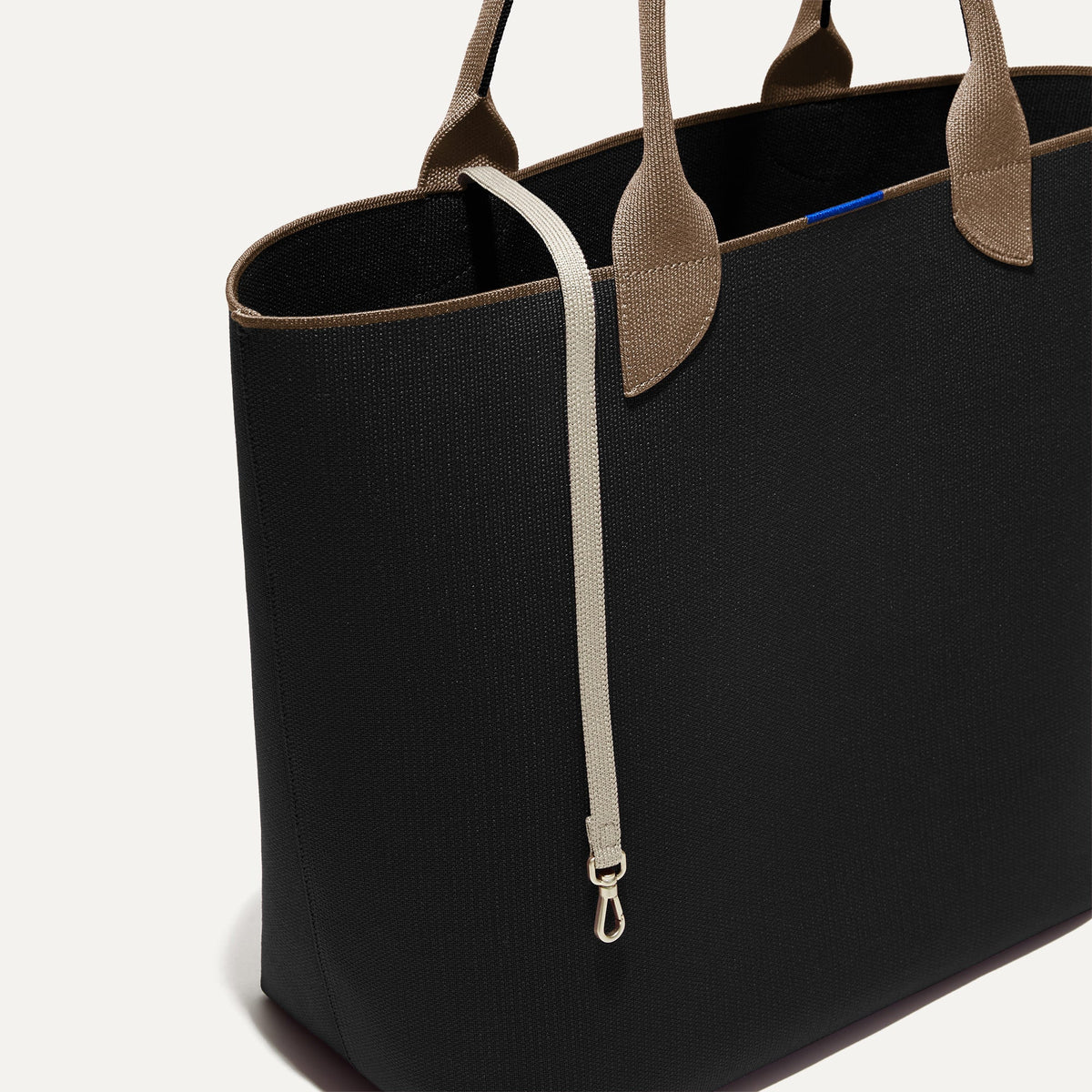 The Lightweight Tote in Black Portobello | Rothys Bags