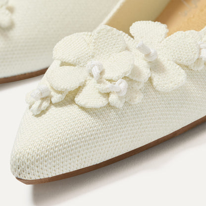 The Petal Point in White | Rothys Women