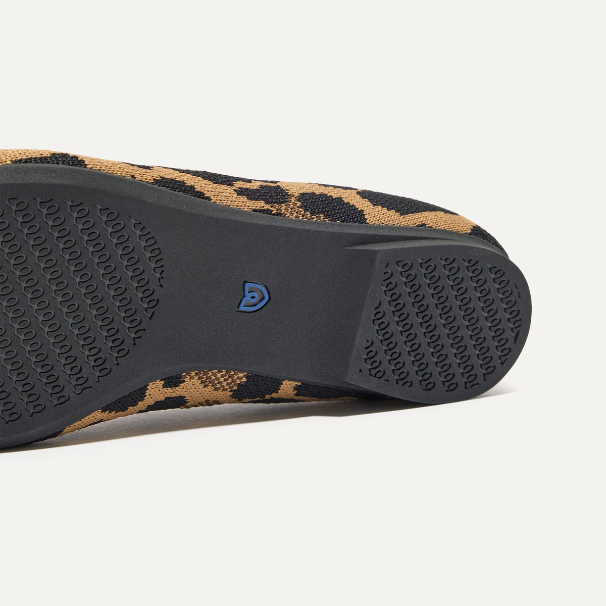 The Max Square in Amber Cat | Rothys Women