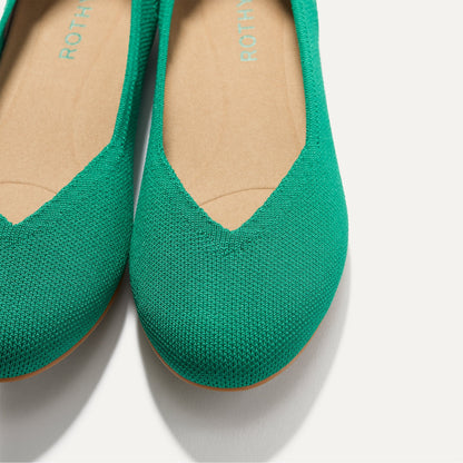The Daily Flat in Clover | Rothys Women|Men