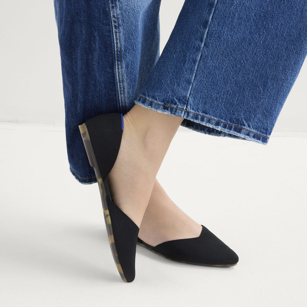 The D'Orsay Point in Black | Rothys Women