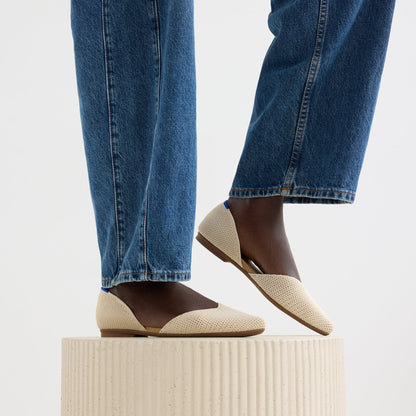 The D'Orsay Point in Conch Raffia-Knit | Rothys Women