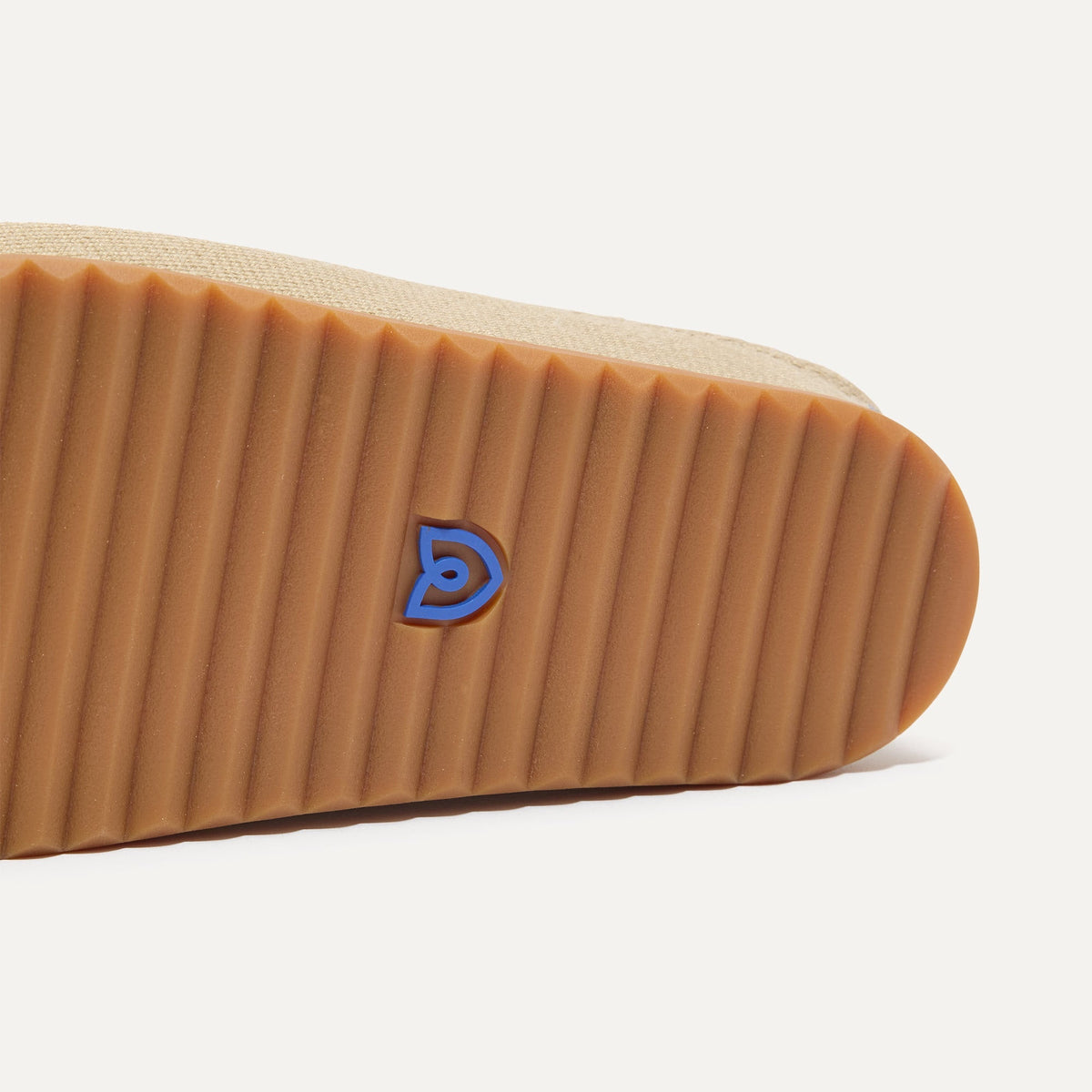 The Casual Clog in Dune for Women | Rothys Women