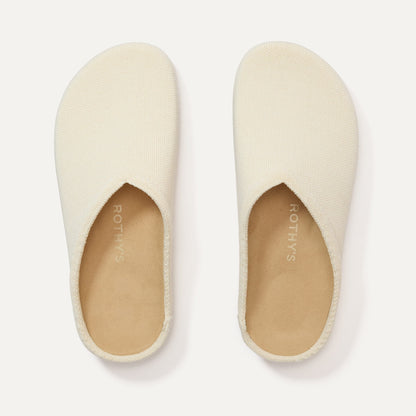 The Casual Clog in Jasmine for Women | Rothys Women