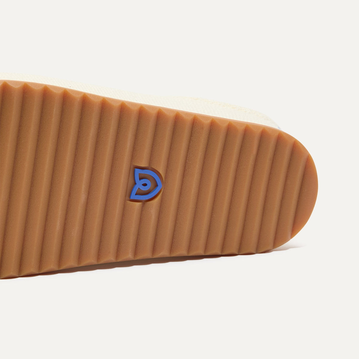 The Casual Clog in Jasmine for Women | Rothys Women