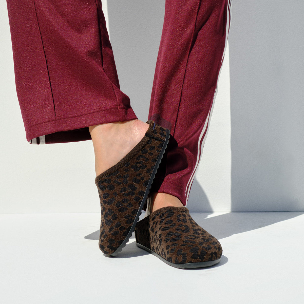 The ReVelvet™ Casual Clog in ReVelvet™ Cheetah for Women | Rothys Women