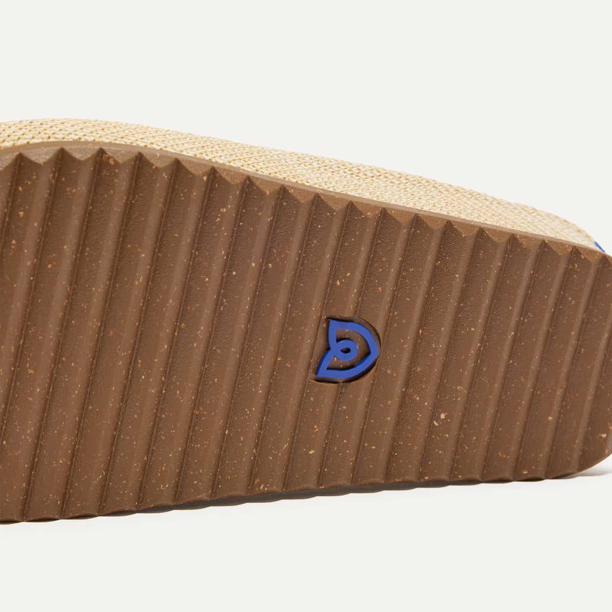 The Casual Clog in Pelican Raffia-Knit | Rothys Women