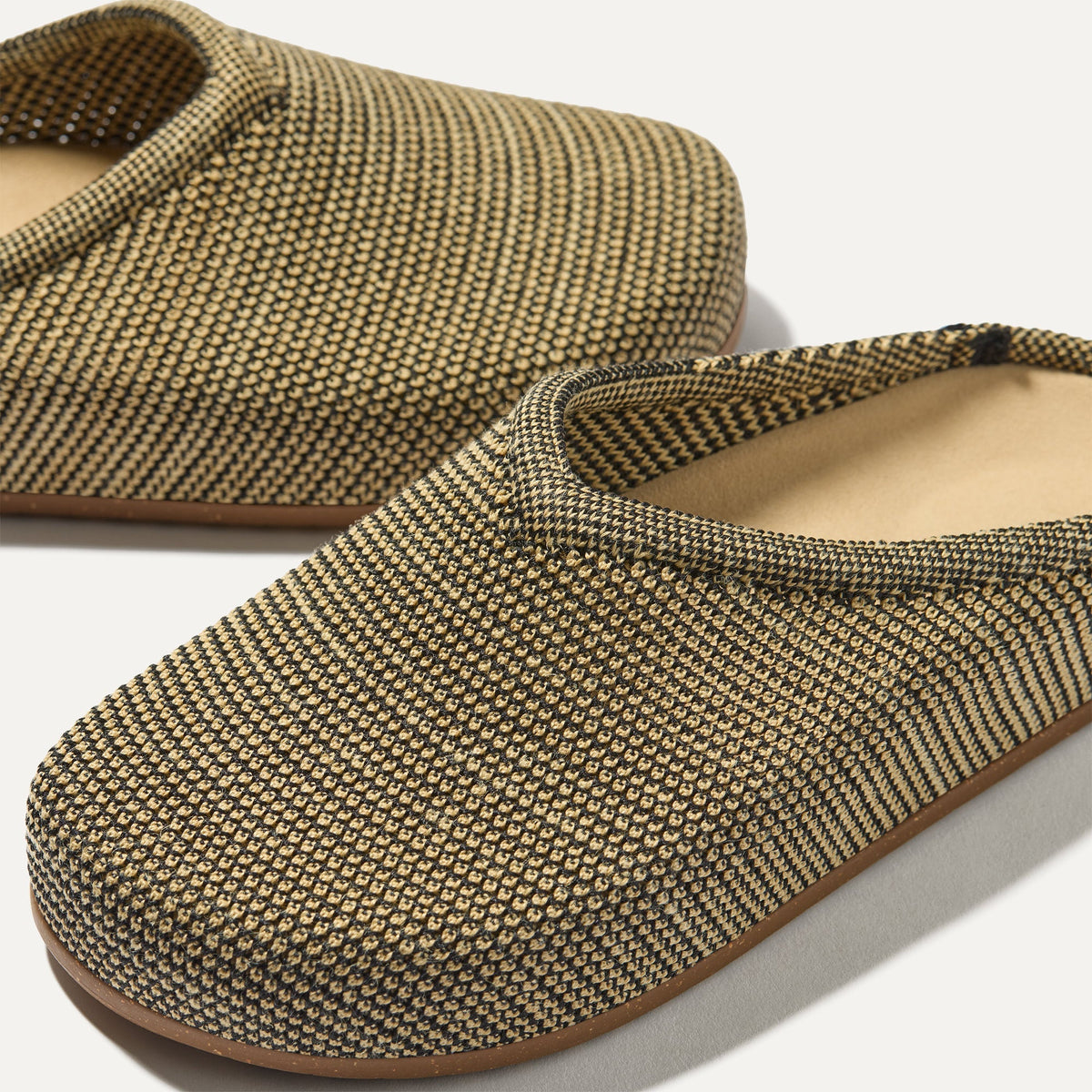 The Casual Clog in Toffee Raffia-Knit | Rothys Women