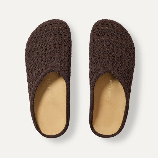 The Casual Clog in Chocolate Crochet | Rothys Women