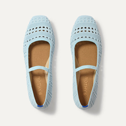 The Max Square Mary Jane in Powder Blue Crochet | Rothys Women