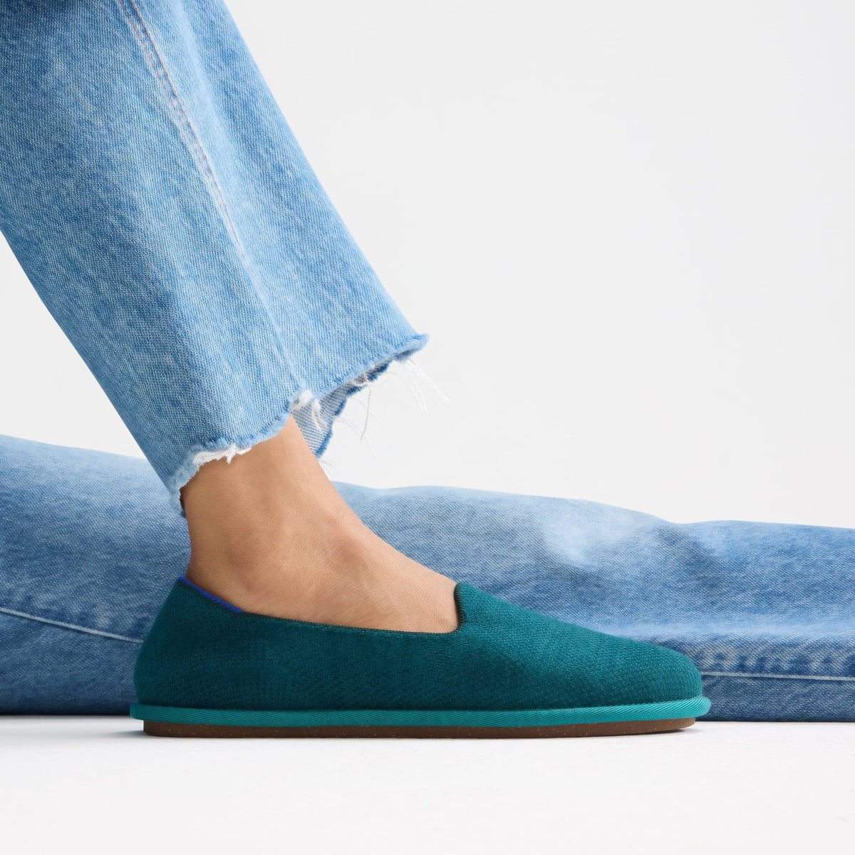 Women's ReVelvet™ Cruiser Loafer in ReVelvet™ Everglade | Rothys Women|Men