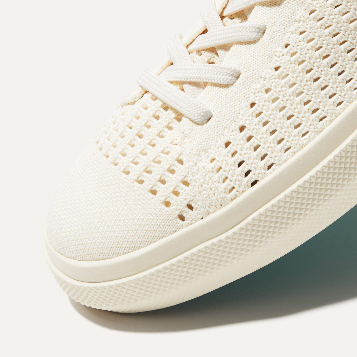 The Women's RS02 Sneaker in Courtside White | Rothys Women