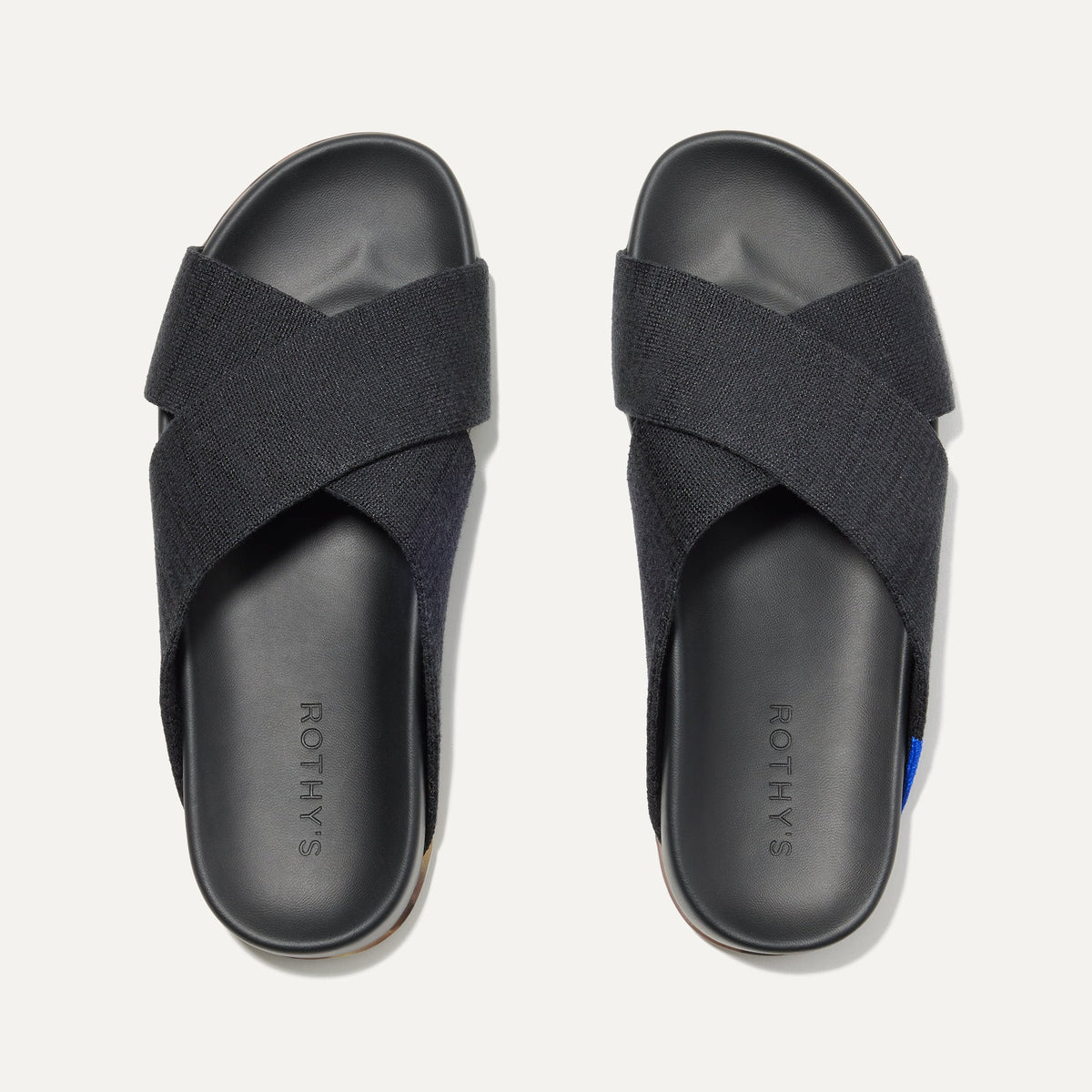 The Weekend Slide in Black | Rothys Women