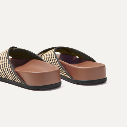 The Weekend Slide in Toffee Stripe | Rothys Women