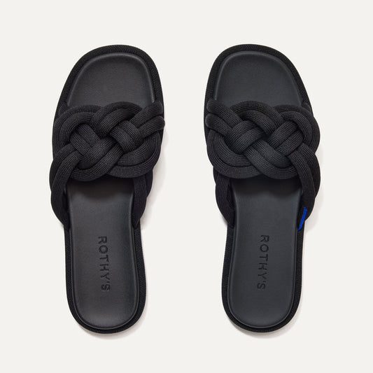 The Summer Sandal in Black | Rothys Women