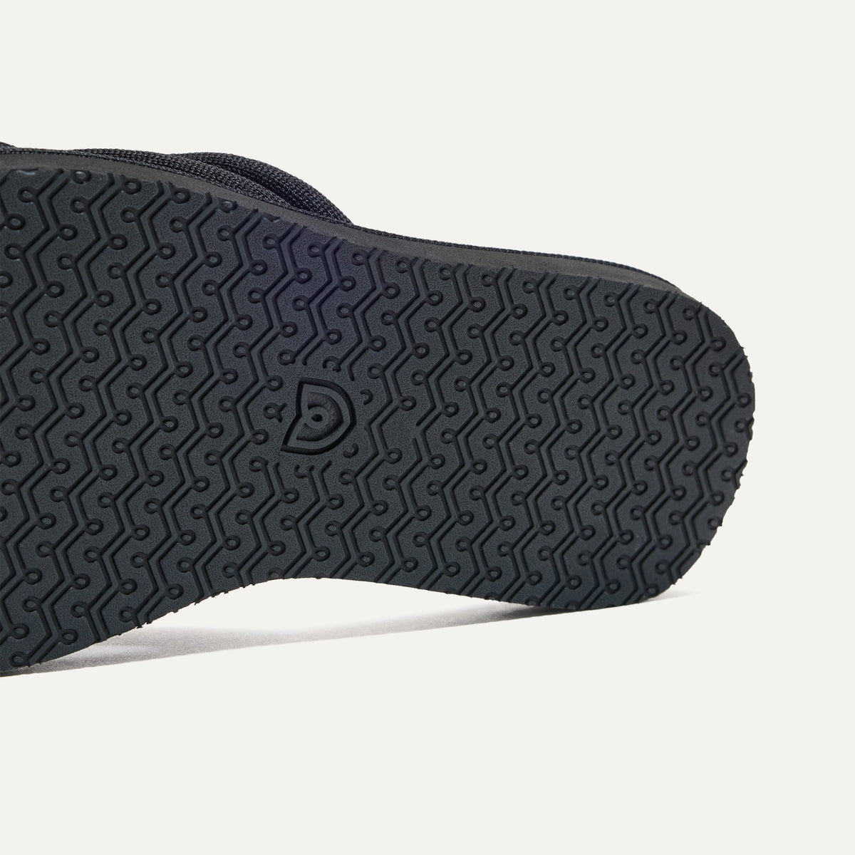 The Summer Sandal in Black | Rothys Women