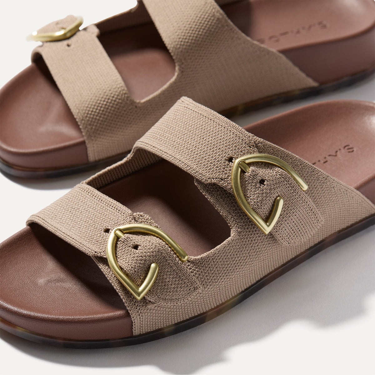 The Buckle Slide in Dune | Rothys Women