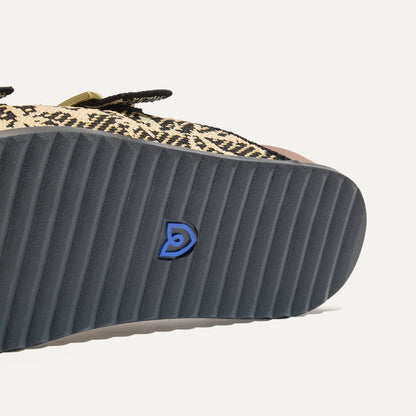 The Buckle Slide in Eyelet Bouquet | Rothys Women