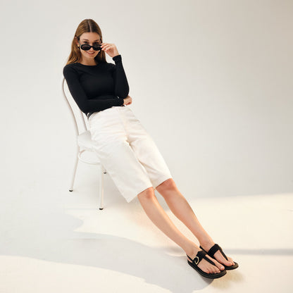 The T-Strap Sandal in Black | Rothys Women