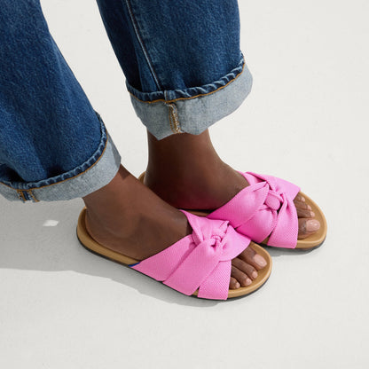 The Twist Slide in Snapdragon | Rothys Women