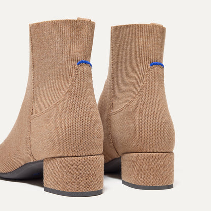 The Classic Boot in Tobacco | Rothys Women