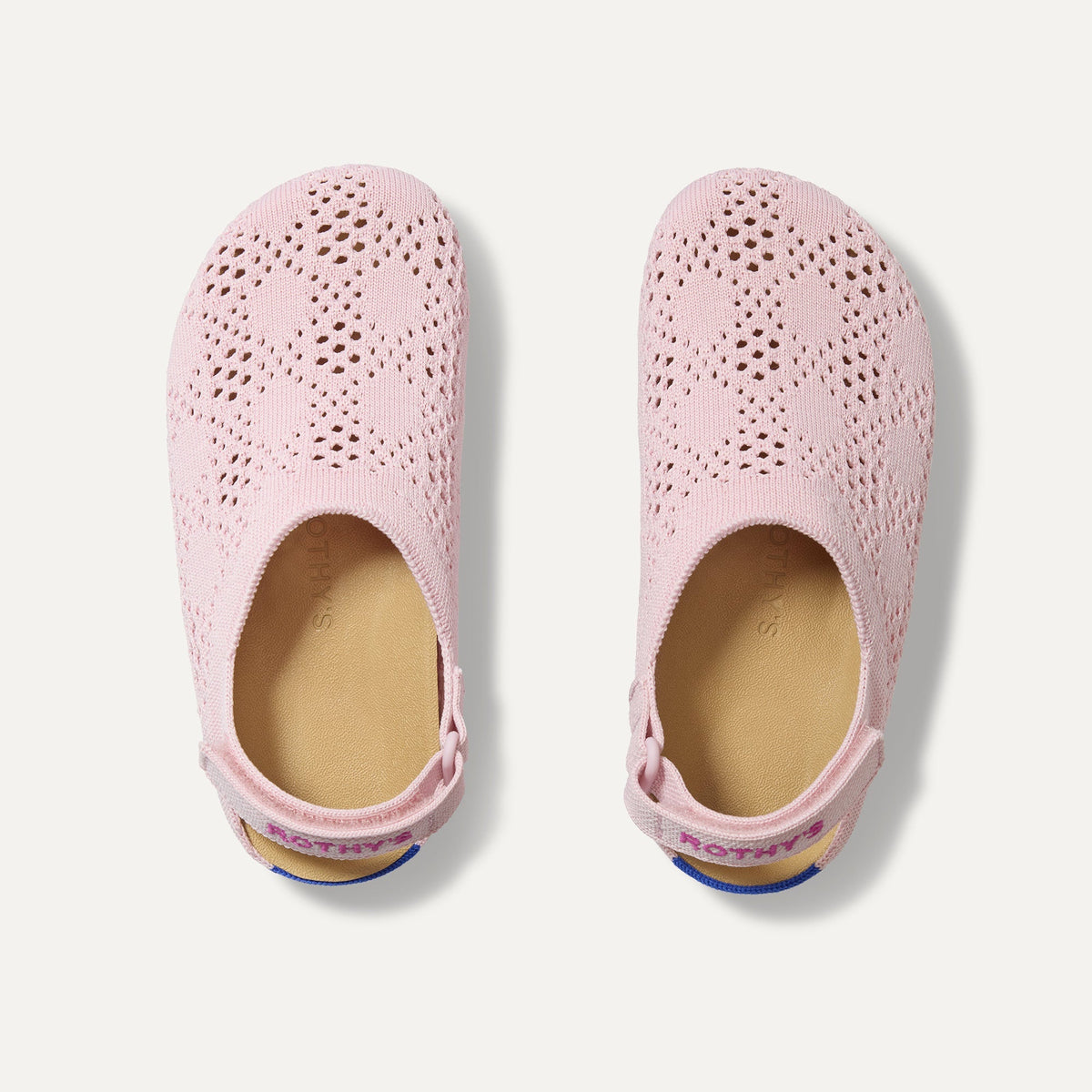 The Kids Clog in Pink Crochet | Rothys Women|Kids|New