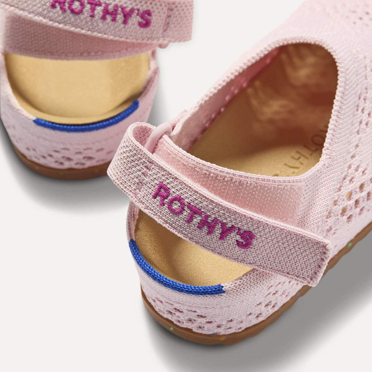 The Kids Clog in Pink Crochet | Rothys Women|Kids|New