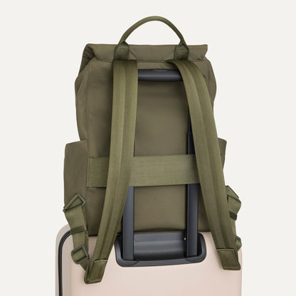 Lightweight Travel Cinch Backpack in Forest | Rothys Women|Bags