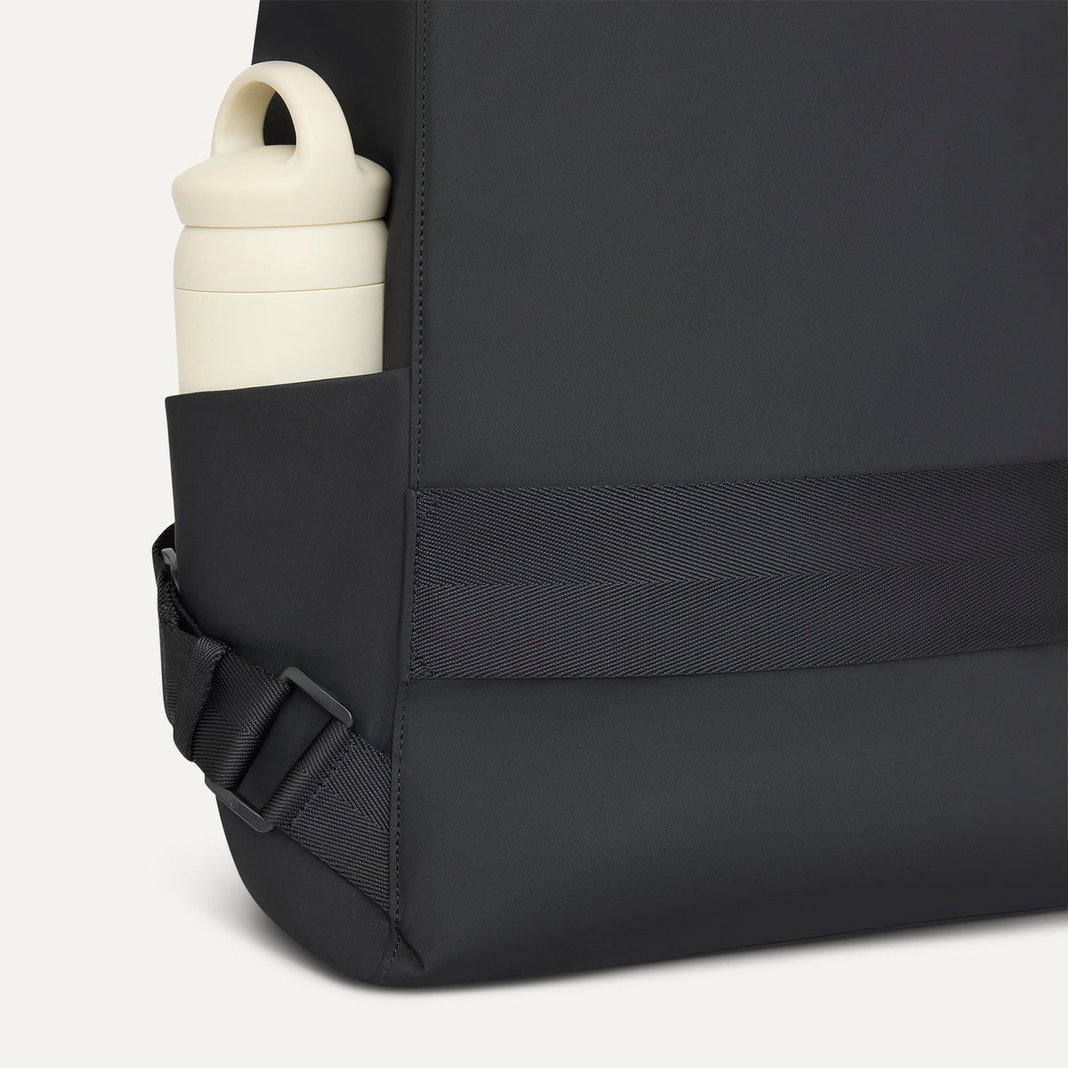 Lightweight Travel Cinch Backpack in Ink | Rothys Women|Bags