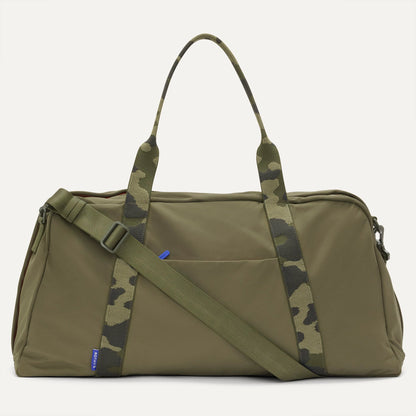 Lightweight Travel Duffel Bag in Forest | Rothys Women|Bags