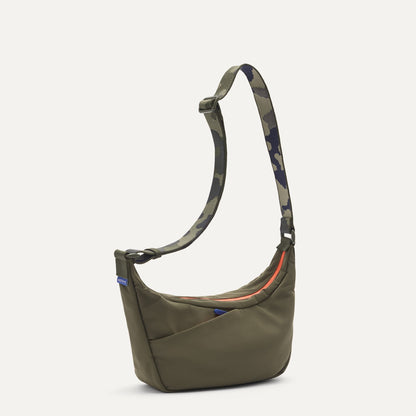 Lightweight Travel Sling Bag in Forest | Rothys Women|Bags
