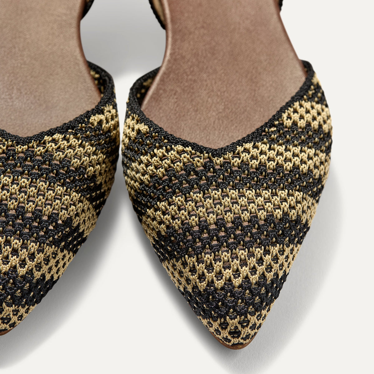 The D'Orsay Point in Shortbread Stripe | Rothys Women