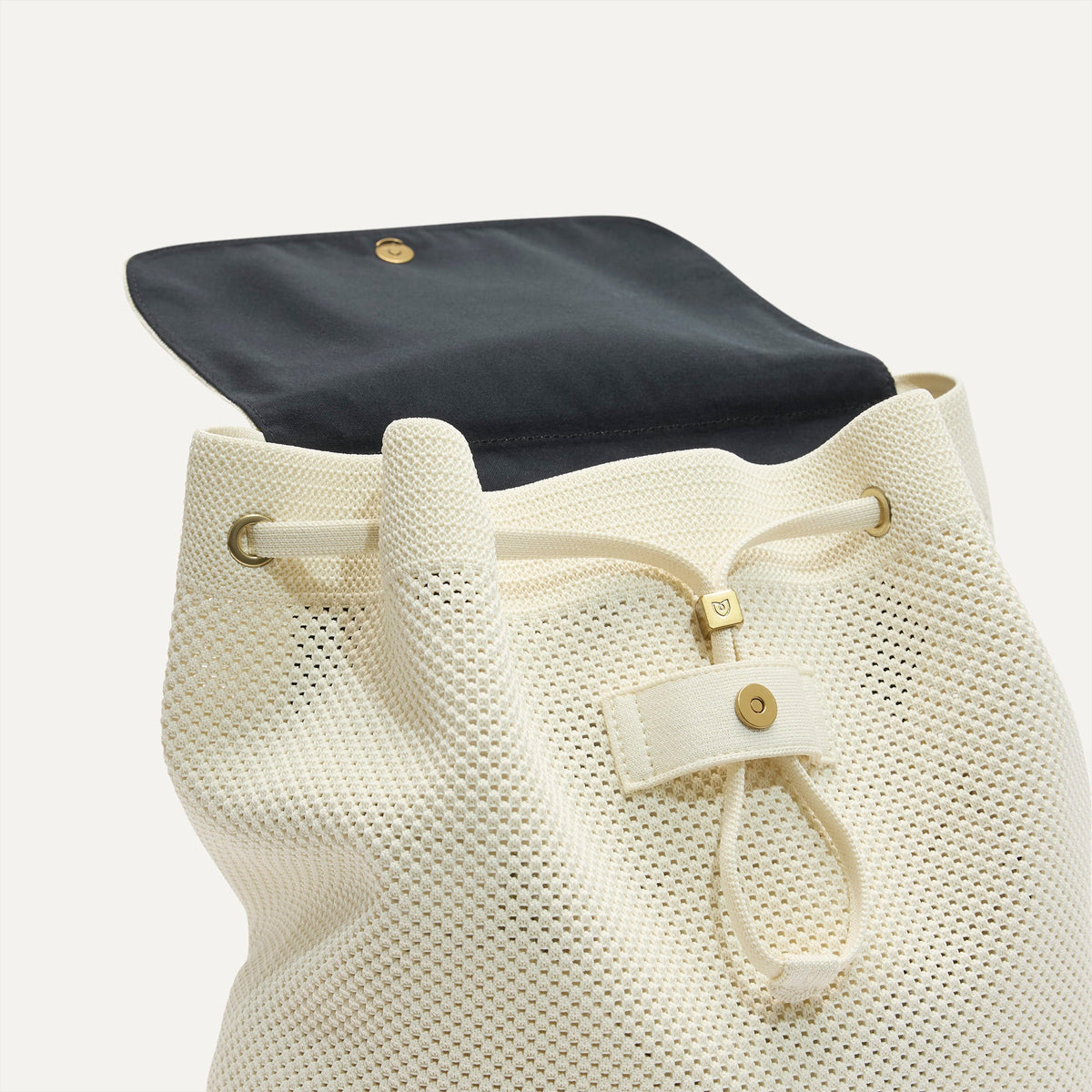 The Cinch Backpack in Coconut Crochet | Rothys Women|Bags