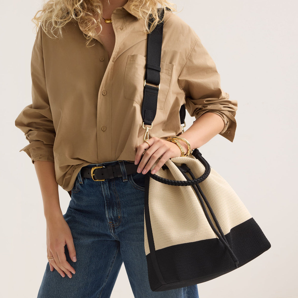 The Cinch Bucket Bag in Black and White Raffia-Knit | Rothys Women|Bags