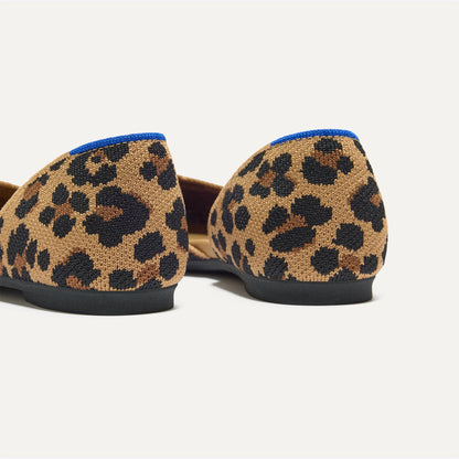 The D'Orsay Point in Classic Cat | Rothys Women