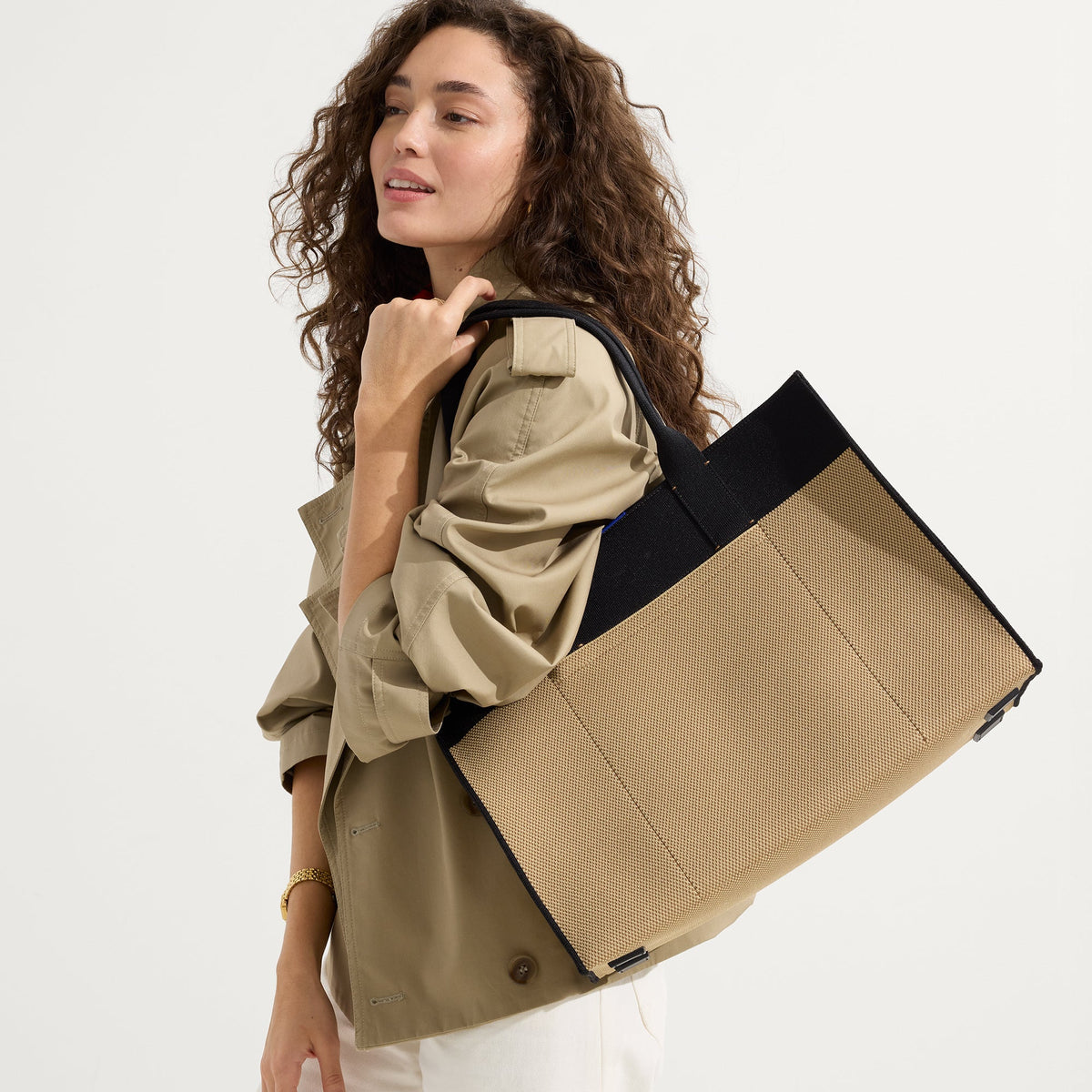 The Classic Tote in Tiramisu | Rothys Bags